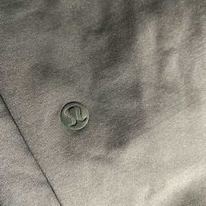 Lululemon cropped pants